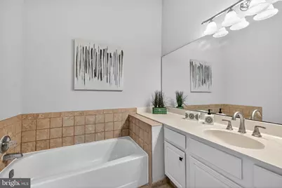 311 Lynn Manor Drive, Rockville, MD 20850 - Photo 22