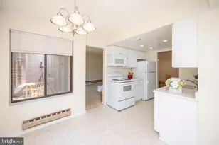 15301 Beaverbrook Ct, Silver Spring, MD 20906 - Photo 18