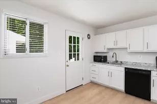 11414 Schuylkill Rd, Rockville, MD 20852 - Photo 14