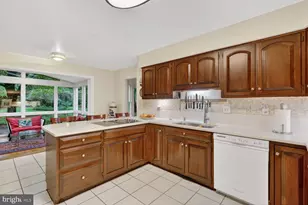 13600 Valley Dr, Rockville, MD 20850 - Photo 16