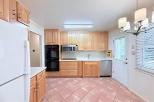 2214 Musgrove Rd, Silver Spring, MD 20904 - Photo 10