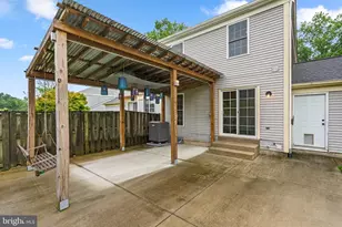 19819 Filbert Dr, Gaithersburg, MD 20879 - Photo 36