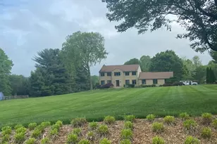 10025 Blue Banner Dr, Germantown, MD 20876 - Photo 2
