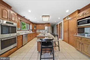 10025 Blue Banner Dr, Germantown, MD 20876 - Photo 12