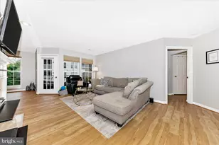 12012 Amber Ridge Cir, Germantown, MD 20876 - Photo 4