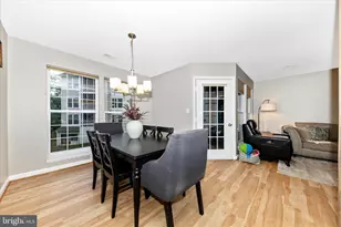 12012 Amber Ridge Cir, Germantown, MD 20876 - Photo 8