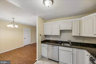 8215 Mallory Terrace, Gaithersburg, MD 20879 - Photo 4