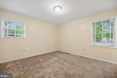 8215 Mallory Terrace, Gaithersburg, MD 20879 - Photo 14