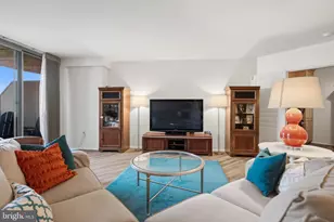 7111 Woodmont Ave, Bethesda, MD 20815 - Photo 18
