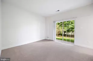 8377 Broderick Cir, Gaithersburg, MD 20877 - Photo 30