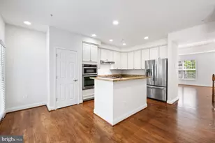 8377 Broderick Cir, Gaithersburg, MD 20877 - Photo 14