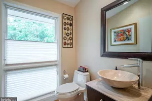 8313 Still Spring Ct, Bethesda, MD 20817 - Photo 20
