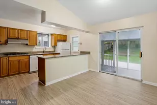 901 Kenbrook Dr, Silver Spring, MD 20902 - Photo 6