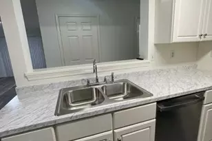 10022 Vanderbilt Cir, Gaithersburg, MD 20878 - Photo 6