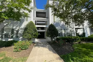 10022 Vanderbilt Cir, Gaithersburg, MD 20878 - Photo 1