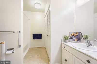 3374 Chiswick Court #56-2D, Silver Spring, MD 20906 - Photo 10