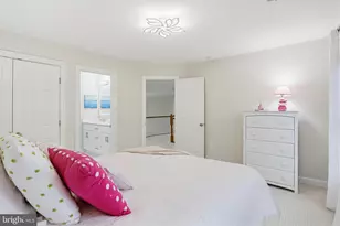 16502 Harbour Town Dr, Ashton, MD 20861 - Photo 36