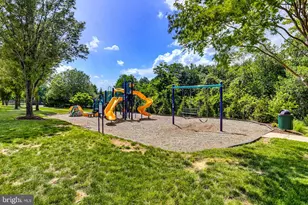 16502 Harbour Town Dr, Ashton, MD 20861 - Photo 74