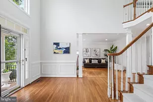 16502 Harbour Town Dr, Ashton, MD 20861 - Photo 10