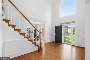 16502 Harbour Town Dr, Ashton, MD 20861 - Photo 8