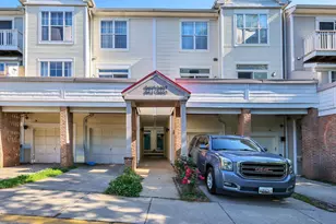 9411 Royal Bonnet Terrace, Gaithersburg, MD 20886 - Photo 2