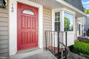 148 Barnsfield Ct, Gaithersburg, MD 20878 - Photo 2