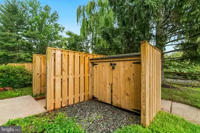 18146 Rolling Meadow Way, Olney, MD 20832 - Photo 4