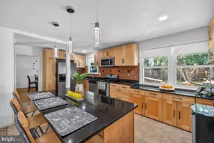 2311 Coleridge Dr, Silver Spring, MD 20910 - Photo 8