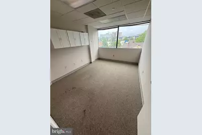 801 Wayne Avenue #400, Silver Spring, MD 20910 - Photo 4