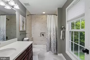 20408 Shore Harbour Dr, Germantown, MD 20874 - Photo 32
