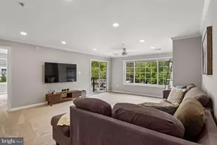 20408 Shore Harbour Dr, Germantown, MD 20874 - Photo 10