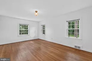 8112 Rayburn Rd, Bethesda, MD 20817 - Photo 32