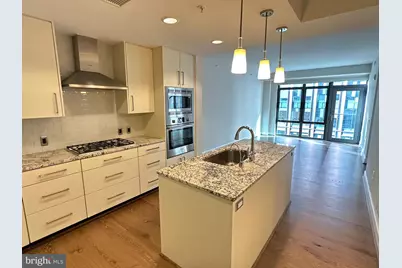 7171 Woodmont Avenue #606, Bethesda, MD 20815 - Photo 1