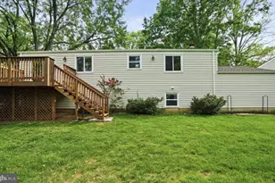 9001 Bannister Ln, Gaithersburg, MD 20879 - Photo 14