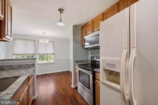11709 Ashworth Ct, Germantown, MD 20876 - Photo 6