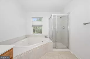 21 Inkberry Cir, Gaithersburg, MD 20877 - Photo 32