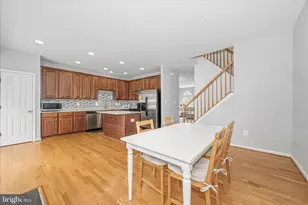 21 Inkberry Cir, Gaithersburg, MD 20877 - Photo 12