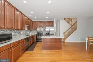 21 Inkberry Cir, Gaithersburg, MD 20877 - Photo 16