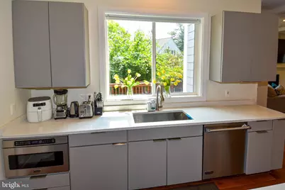 5802 Wilmett, Bethesda, MD 20817 - Photo 14