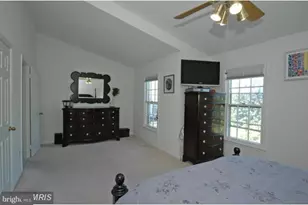 11035 Cedarwood Dr, Rockville, MD 20852 - Photo 14