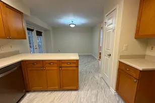 11035 Cedarwood Dr, Rockville, MD 20852 - Photo 10
