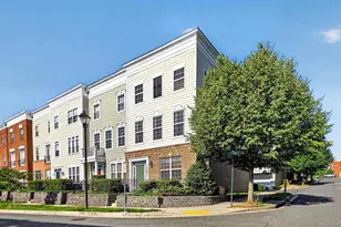 11601 Leesborough Cir, Silver Spring, MD 20902 - Photo 4