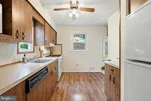 404 Silver Rock Rd, Rockville, MD 20851 - Photo 12