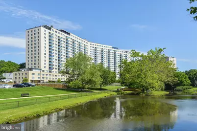 10401 Grosvenor Place #406, Rockville, MD 20852 - Photo 2