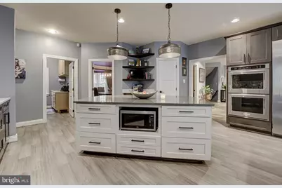 13101 Ridge Drive, Rockville, MD 20850 - Photo 10