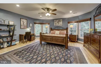 13101 Ridge Drive, Rockville, MD 20850 - Photo 28