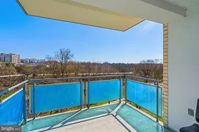 10201 Grosvenor Place #712, Rockville, MD 20852 - Photo 24