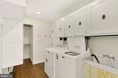 8416 Fox Run, Potomac, MD 20854 - Photo 30