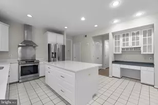 22707 Timber Creek Ln, Clarksburg, MD 20871 - Photo 18