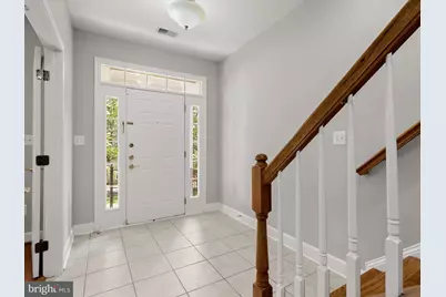 563 Pelican Avenue, Gaithersburg, MD 20877 - Photo 8
